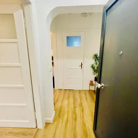 Апартаменты Chez - Le Confort Aux Portes De Strasbourg Иллкирх-Графенштаден